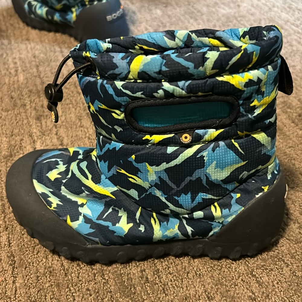Bogs BMOC boots